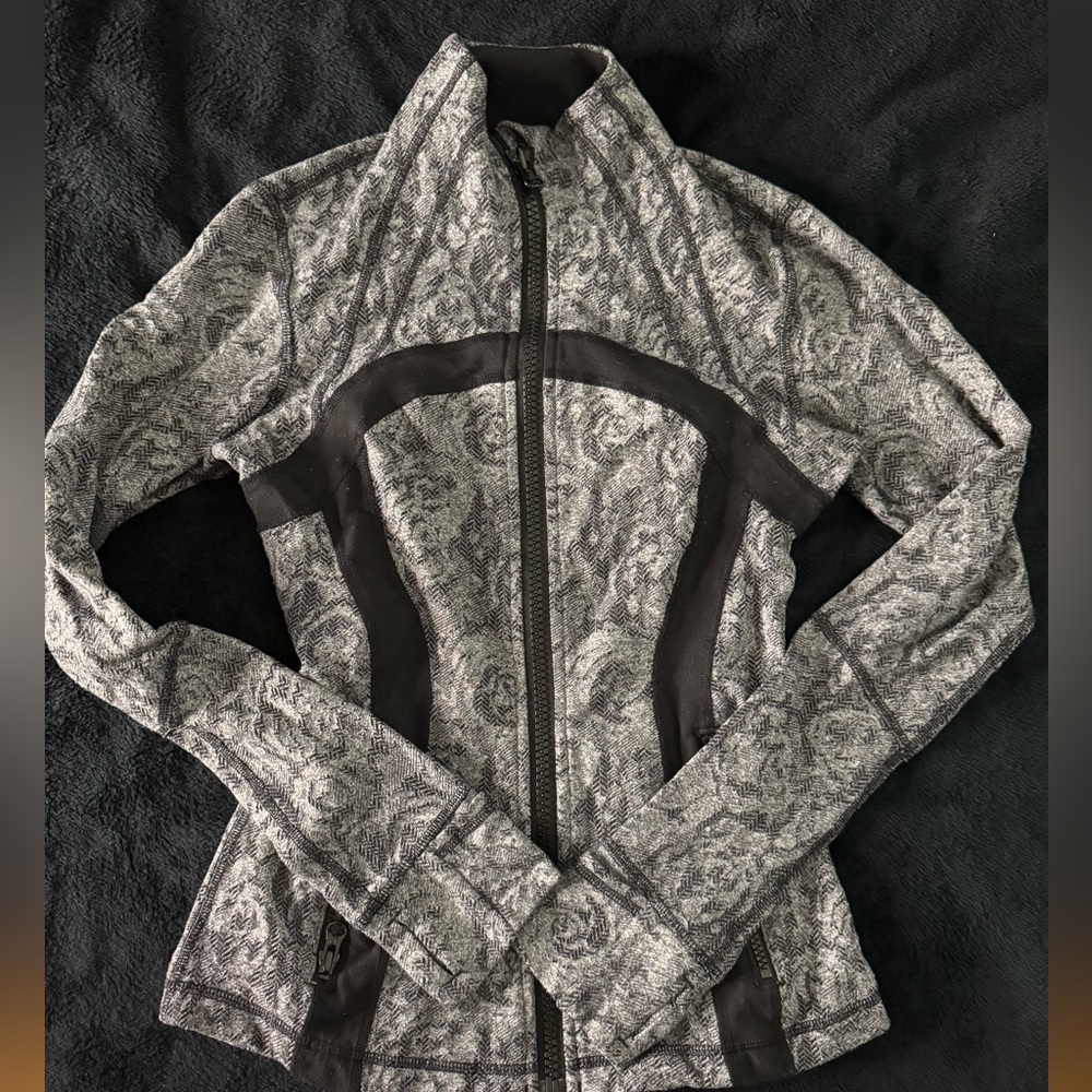 lululemon define jacket - Picture 3 of 4